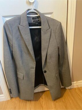 RW&CO. Gray Single-Button Tailored Blazer
